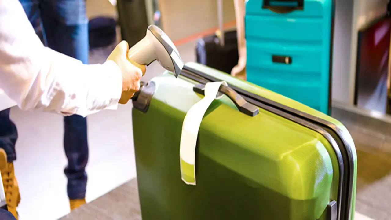 Is There A Smart Way To Pay For Extra Luggage?