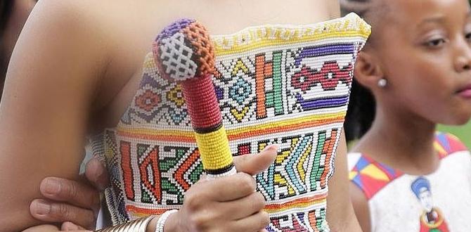 traditional weaving workshop guide in Guatemala